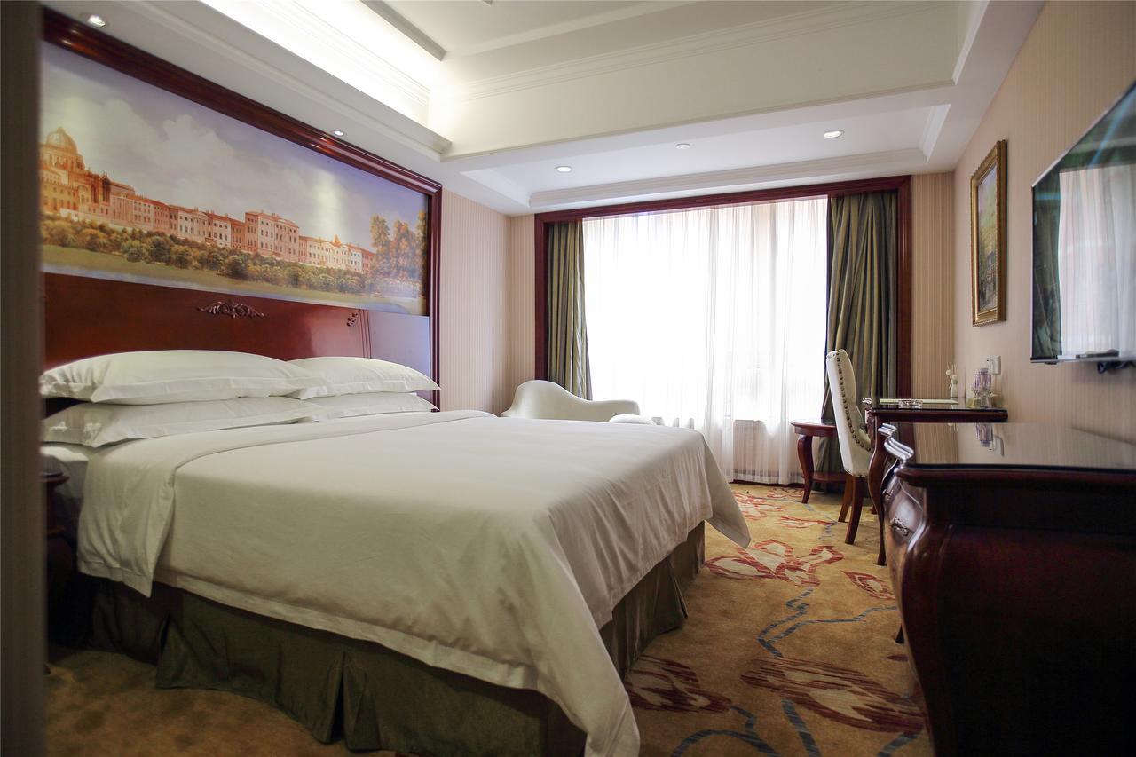 Vienna Hotel - Da Ju Yuan Branch Šen-čen Exteriér fotografie
