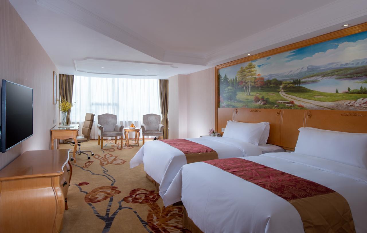 Vienna Hotel - Da Ju Yuan Branch Šen-čen Exteriér fotografie