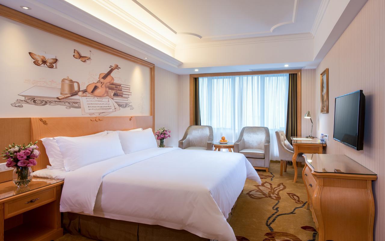 Vienna Hotel - Da Ju Yuan Branch Šen-čen Exteriér fotografie